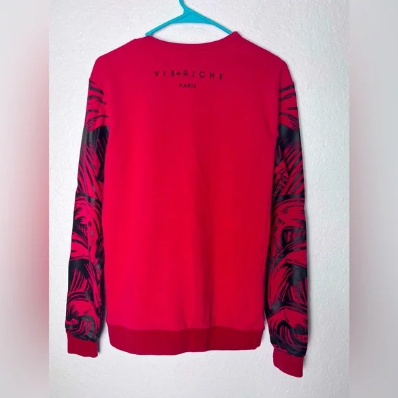 Vie Riche Men’s Red Long Sleeve Celtic Wave Sweat Shirt Size Small Rare